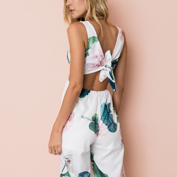 ♦️🆕White Floral Wide Leg Split Jumpsuit - Picture 5 of 7